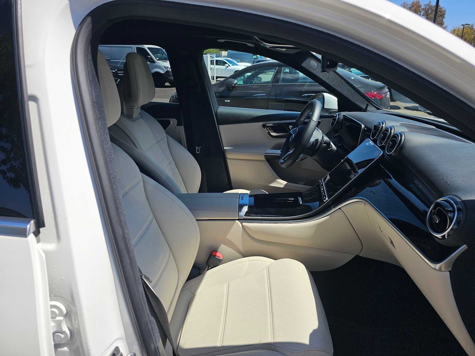 2026 Mercedes-Benz GLC 300 4MATIC® SUV