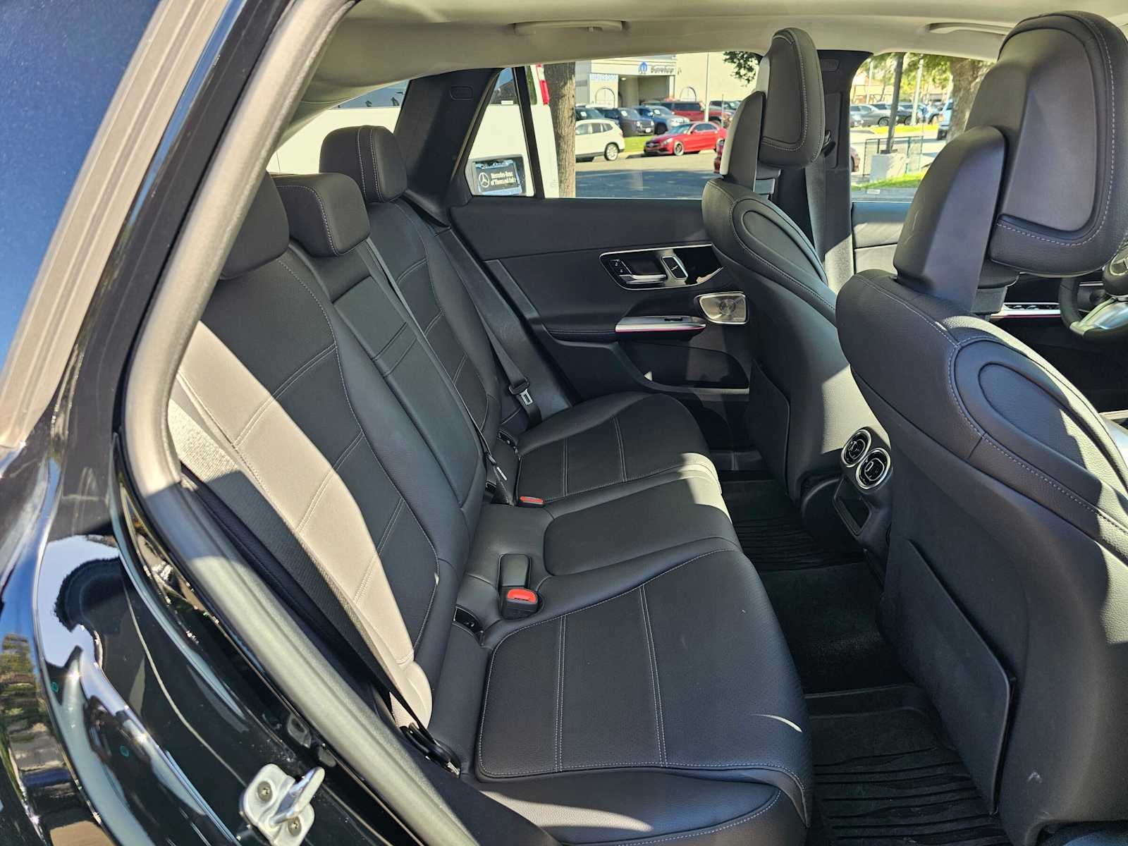 2025 Mercedes-Benz GLC 350e 4MATIC® SUV