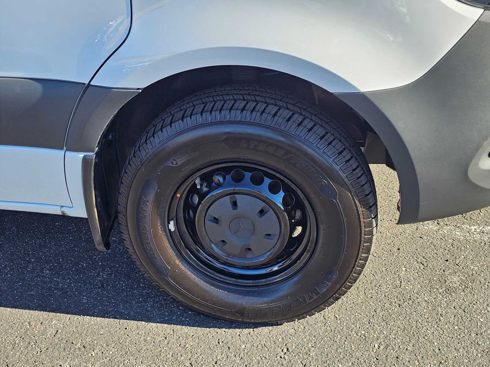 2025 Mercedes-Benz Sprinter 2500 Standard Roof I4 Diesel HO 144" RWD