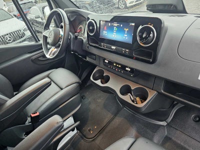 2025 Mercedes-Benz Sprinter 3500 High Roof I4 Diesel HO 170" Extended RWD