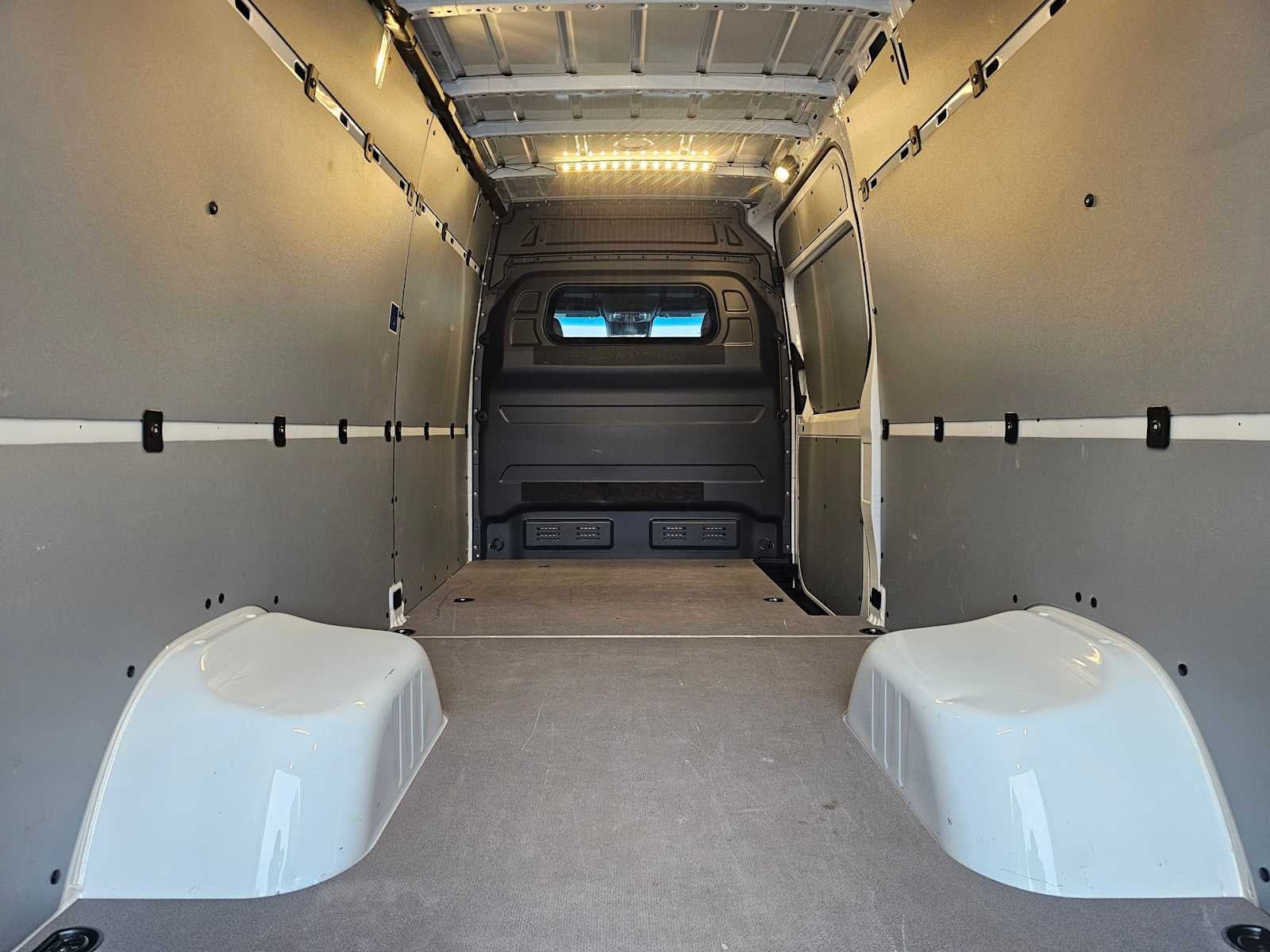 2025 Mercedes-Benz Sprinter 3500 High Roof I4 Diesel HO 170" Extended RWD