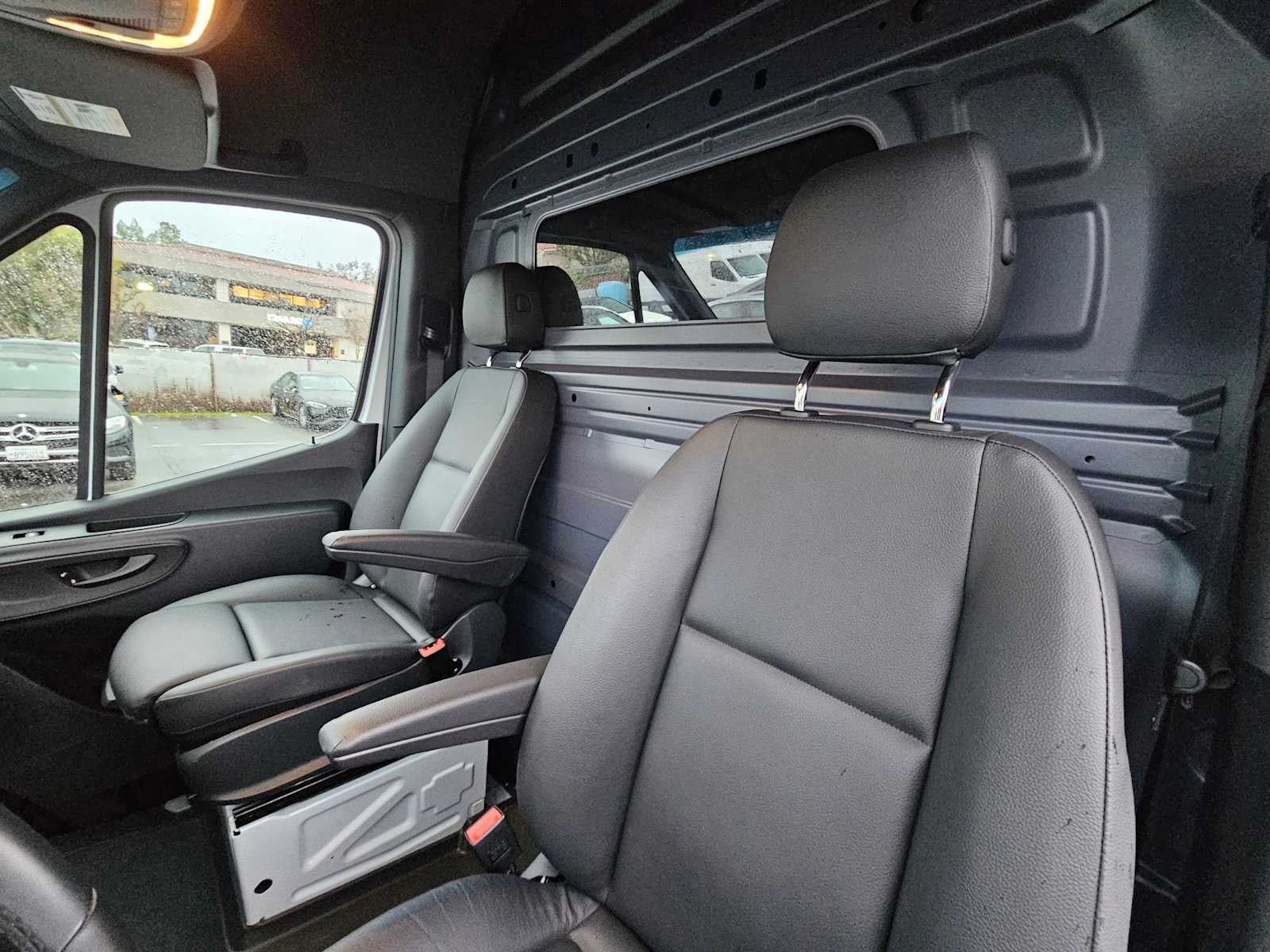 2025 Mercedes-Benz Sprinter 3500 High Roof I4 Diesel HO 170" Extended RWD