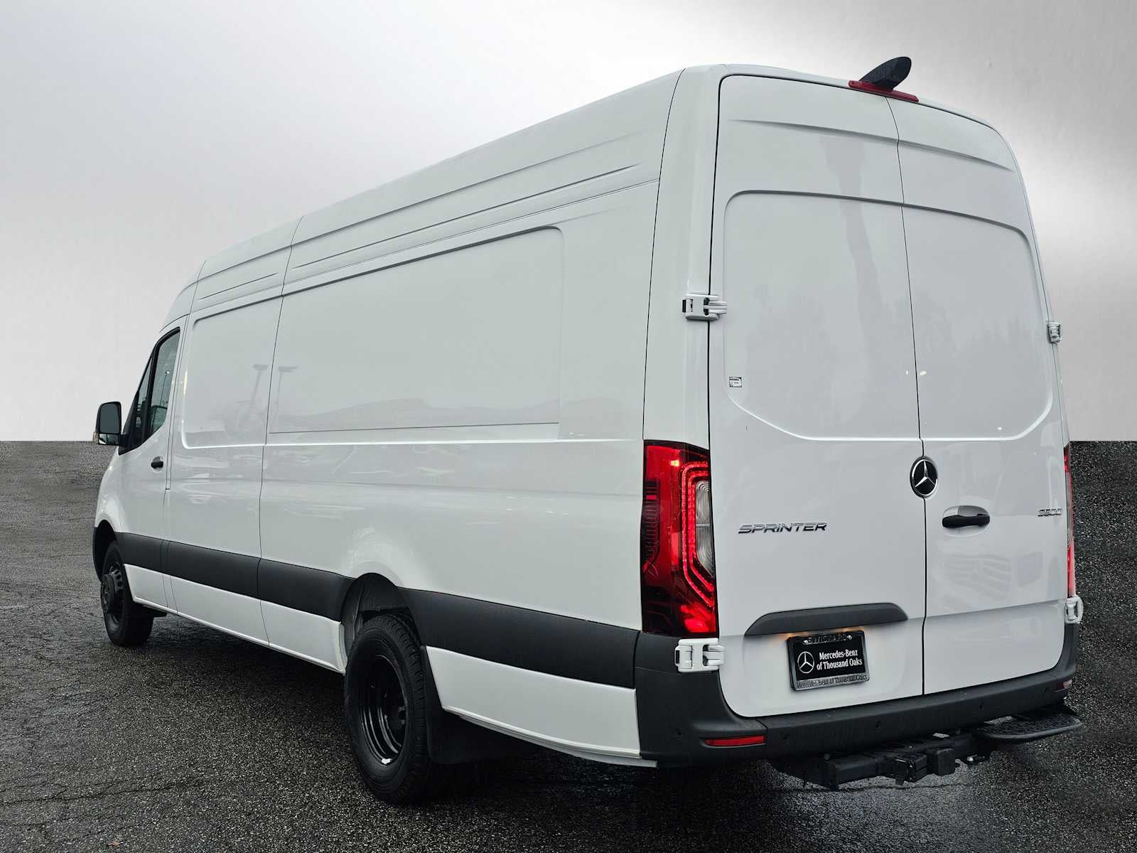 2025 Mercedes-Benz Sprinter 3500 High Roof I4 Diesel HO 170" Extended RWD