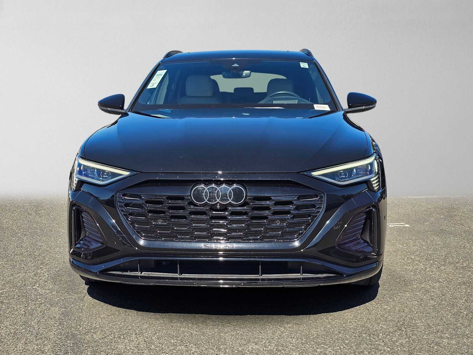 2024 Audi Q8 e-tron Prestige
