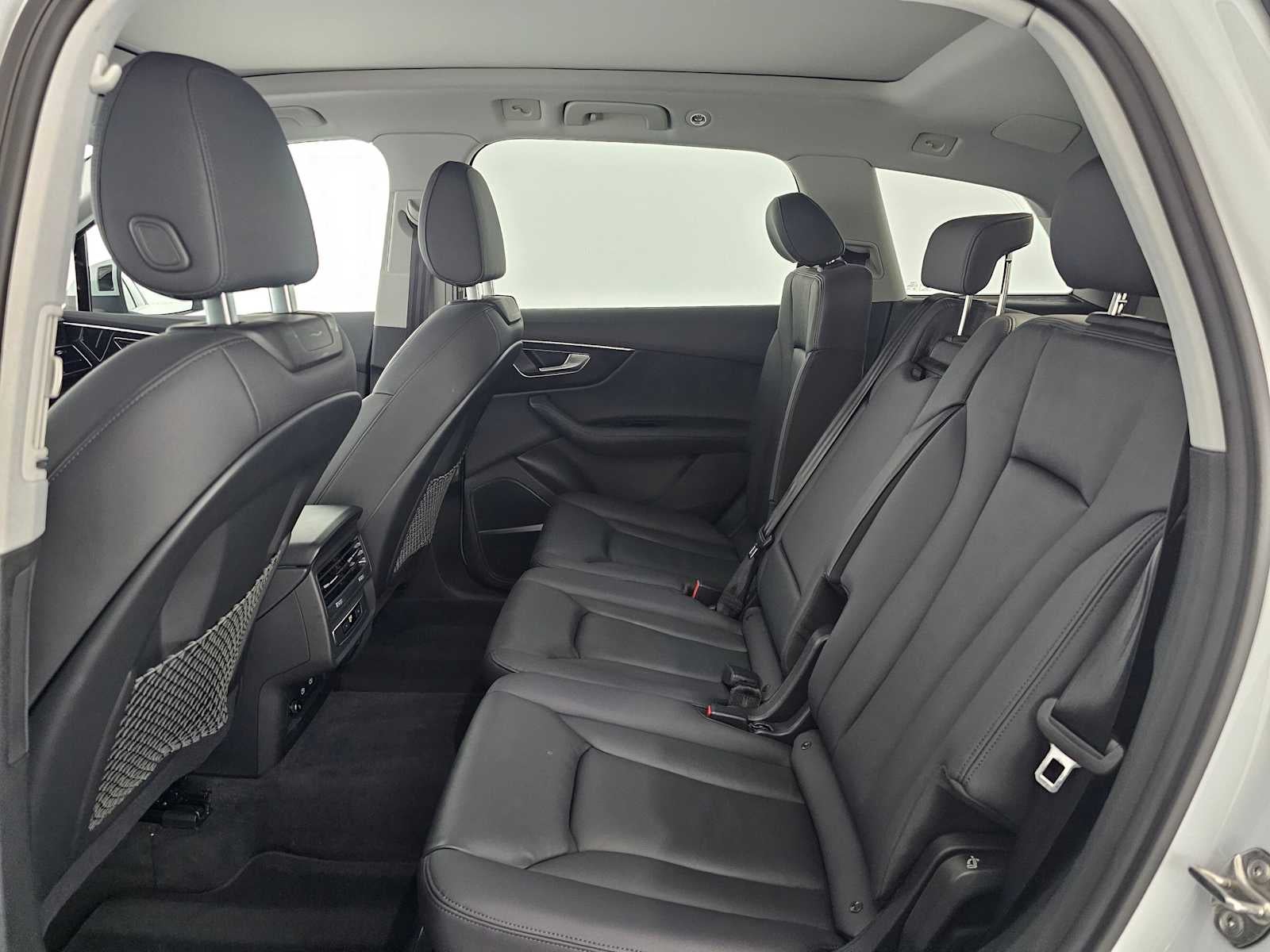 2023 Audi Q7 Premium Plus