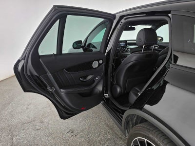 2018 Mercedes-Benz GLC 300 SUV
