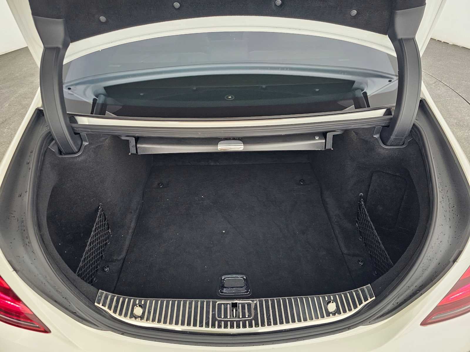 2018 Mercedes-Benz S 560 Sedan