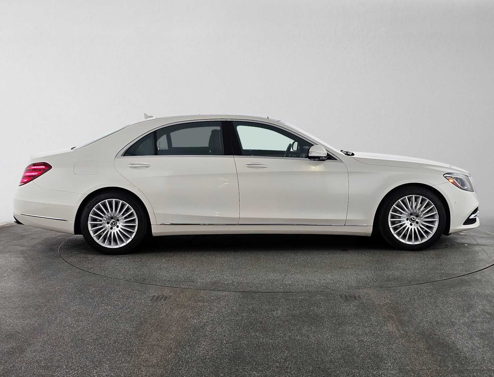 2018 Mercedes-Benz S 560 Sedan