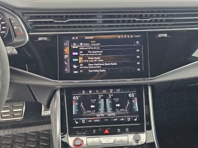 2025 Audi RS Q8 performance