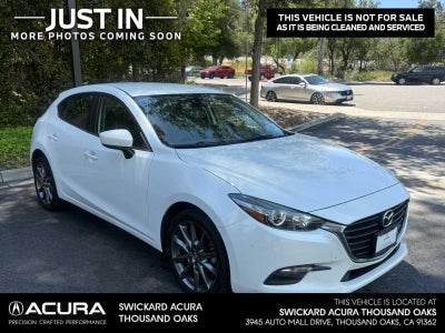 2018 Mazda Mazda3 5-Door Touring