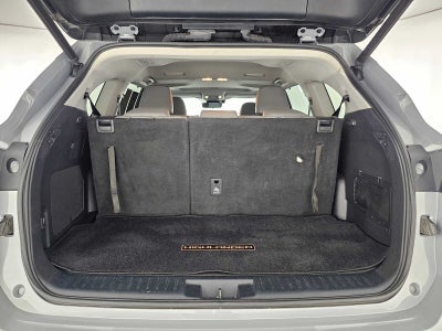 2022 Toyota Highlander Hybrid Bronze Edition