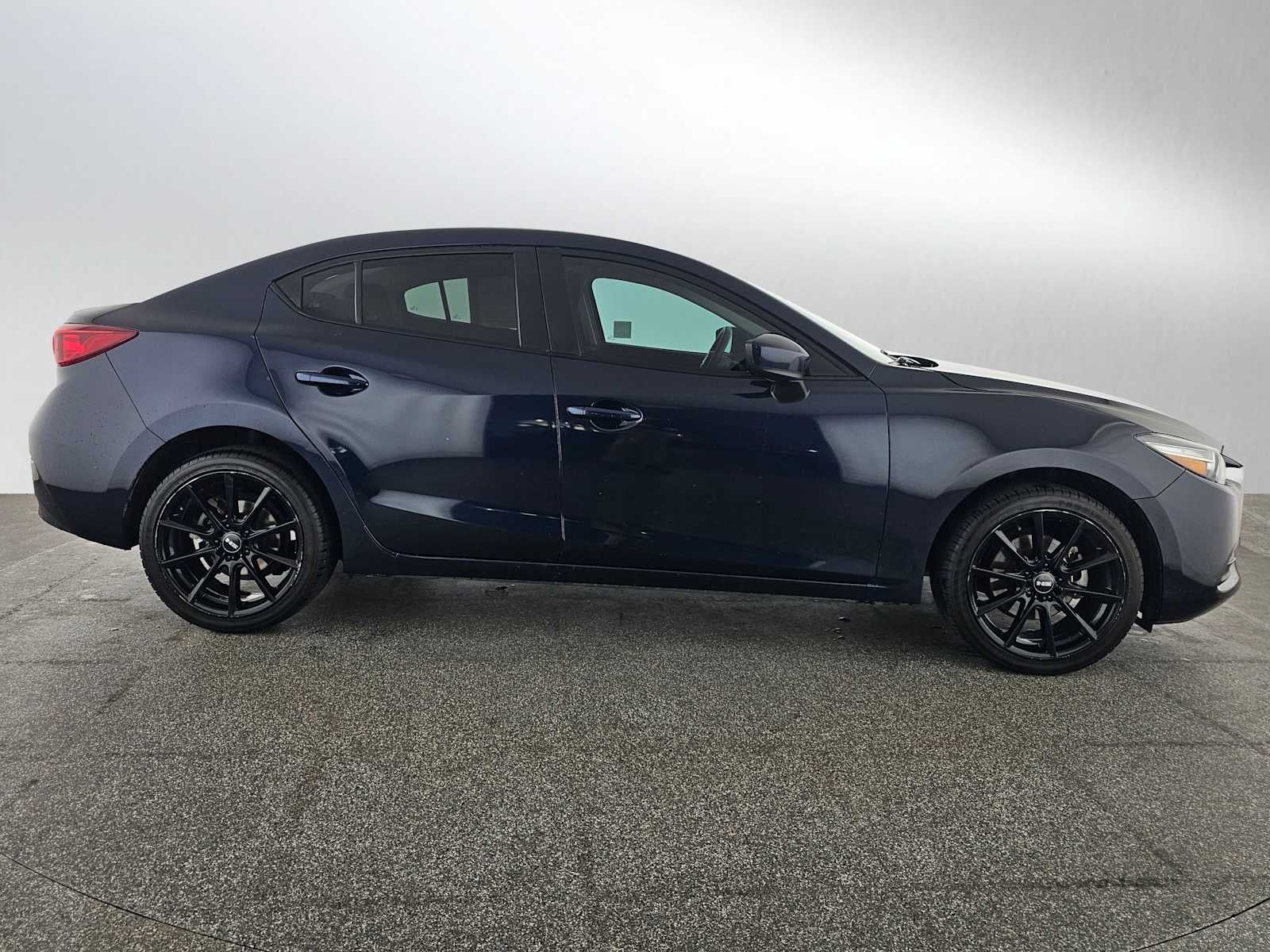 2017 Mazda Mazda3 4-Door Sport