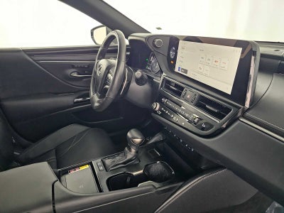 2023 Lexus ES 300h Luxury