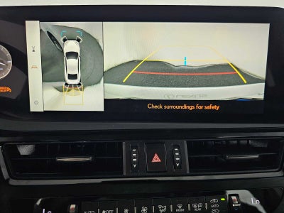 2023 Lexus ES 300h Luxury