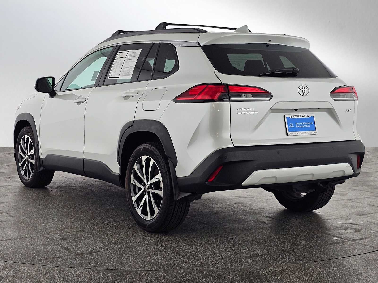 2023 Toyota Corolla Cross XLE