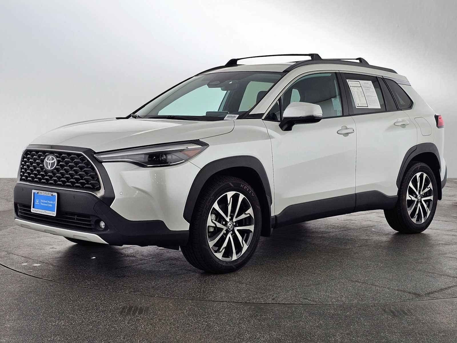 2023 Toyota Corolla Cross XLE