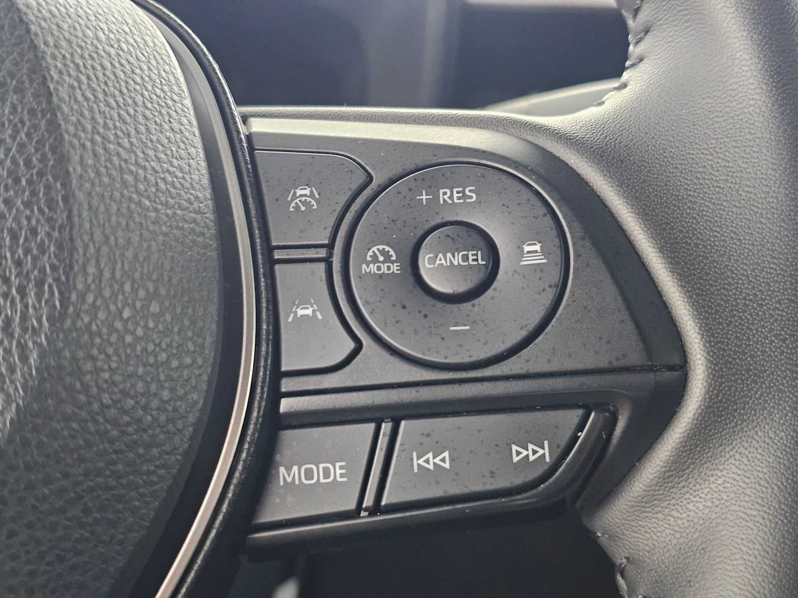 2025 Toyota Corolla Hybrid SE