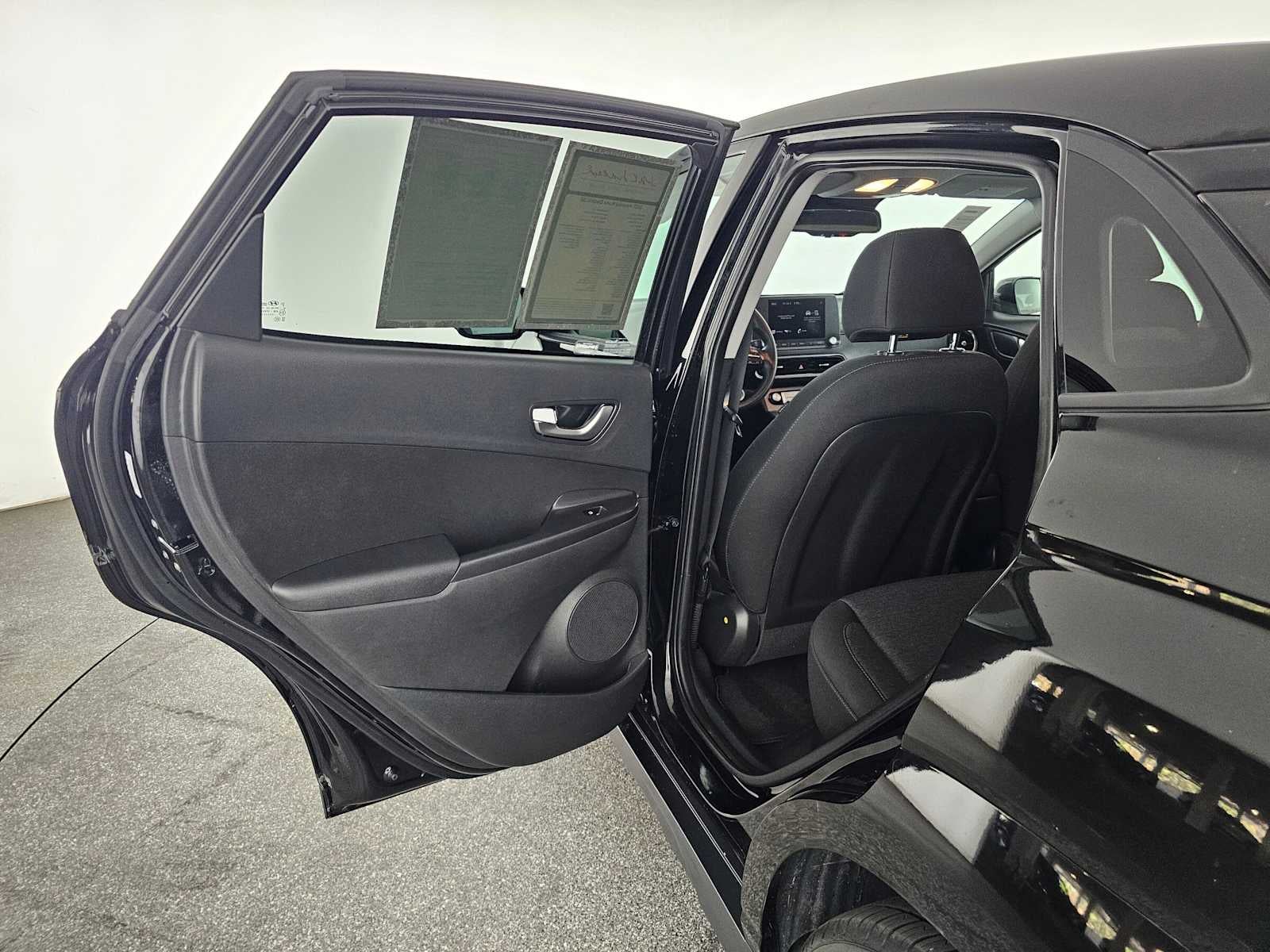 2023 Hyundai Kona Electric SE