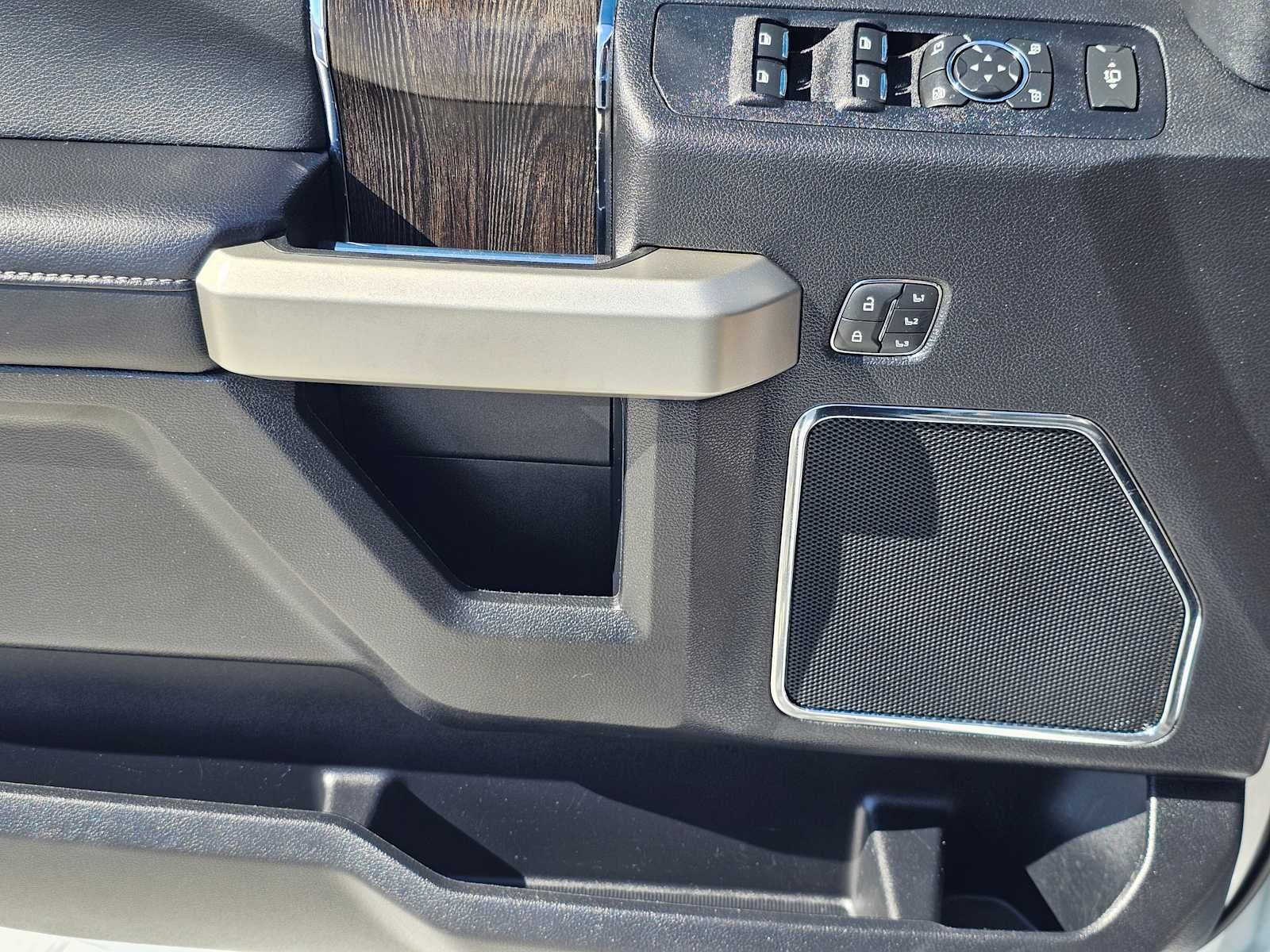 2021 Ford Super Duty F-250 Pickup LARIAT