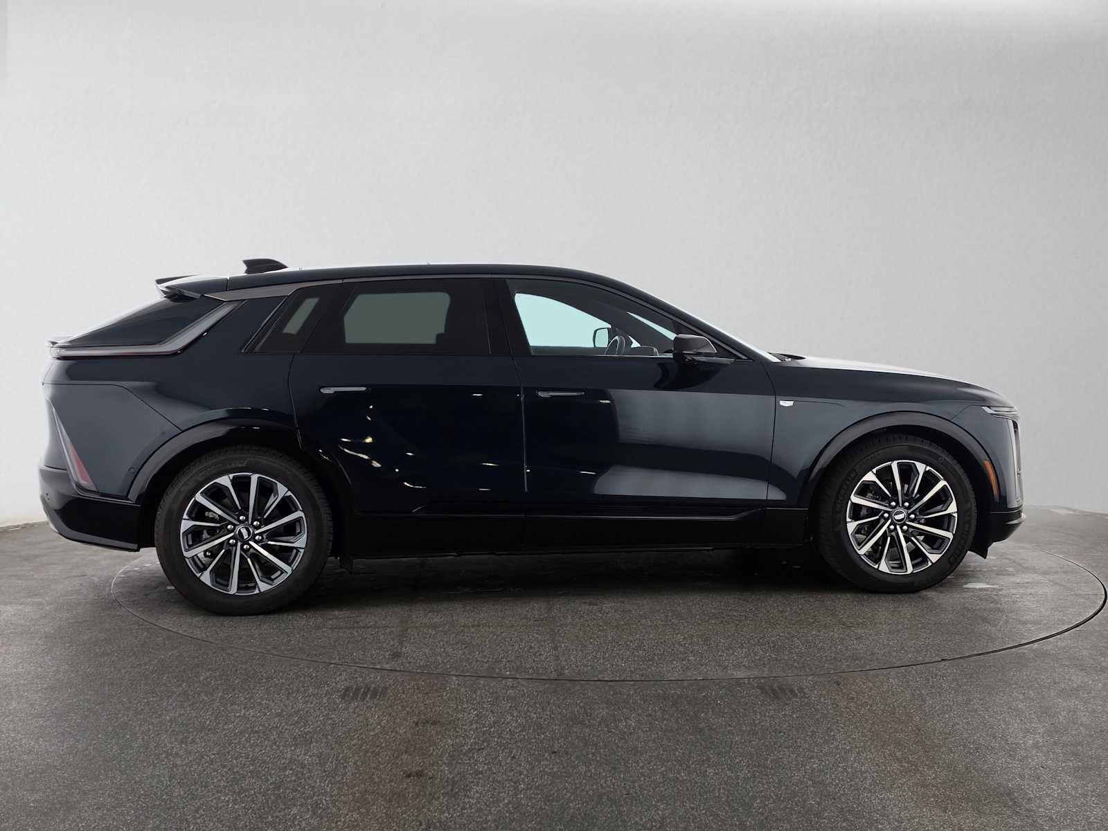 Used 2024 Cadillac LYRIQ Sport 2 with VIN 1GYKPVRK4RZ116665 for sale in Thousand Oaks, CA