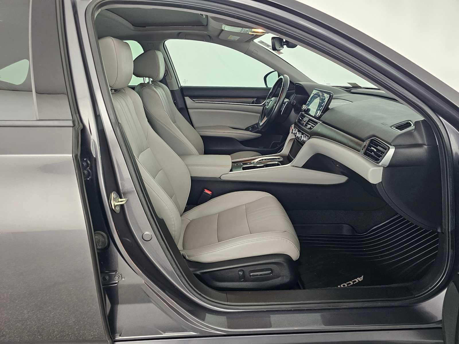 2019 Honda Accord Hybrid Touring