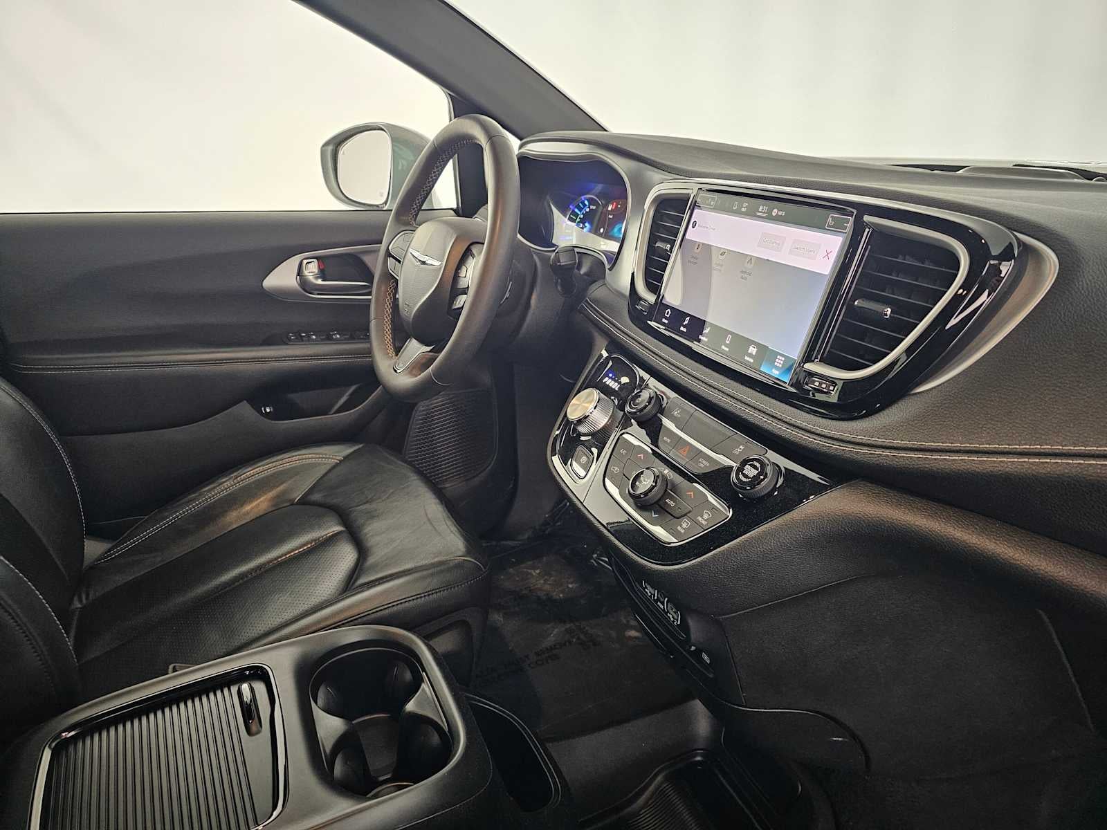 2022 Chrysler Pacifica Hybrid Touring L