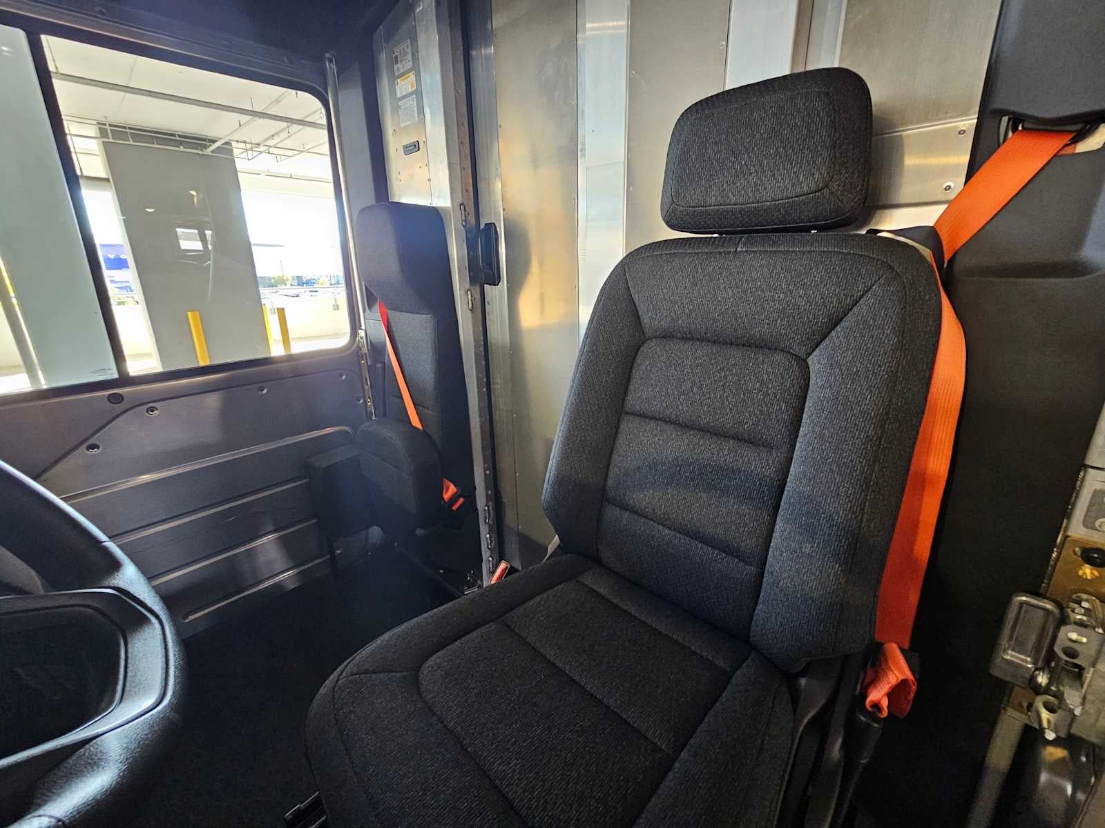 2024 BrightDrop Zevo 400 eAWD 400