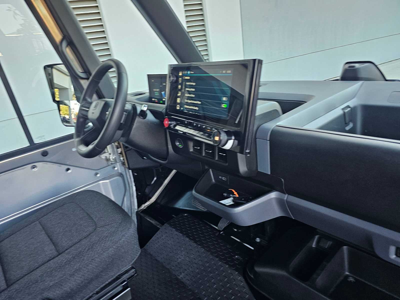 2024 BrightDrop Zevo 600 eAWD 600