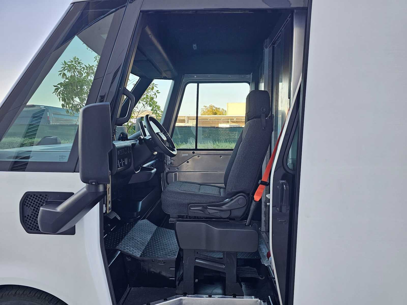 2024 BrightDrop Zevo 600 eAWD 600