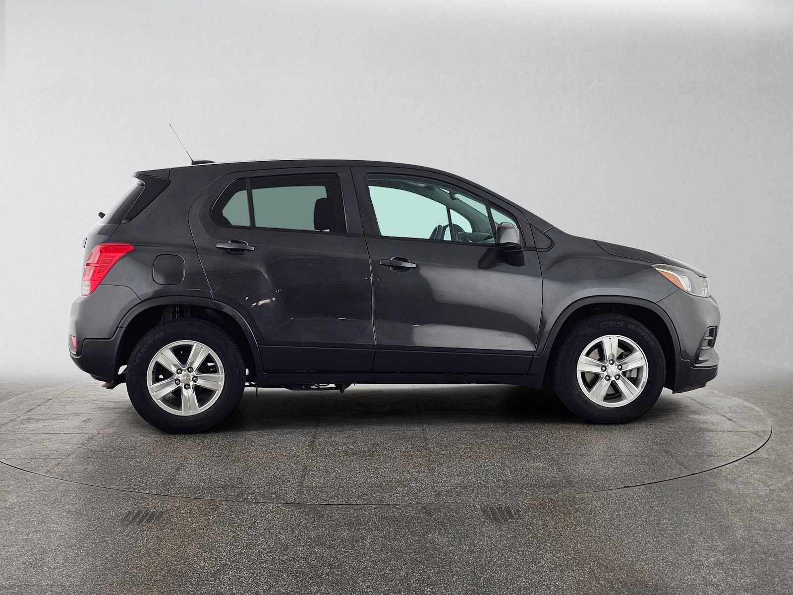 Used 2019 Chevrolet Trax LS with VIN 3GNCJKSB8KL310379 for sale in Thousand Oaks, CA