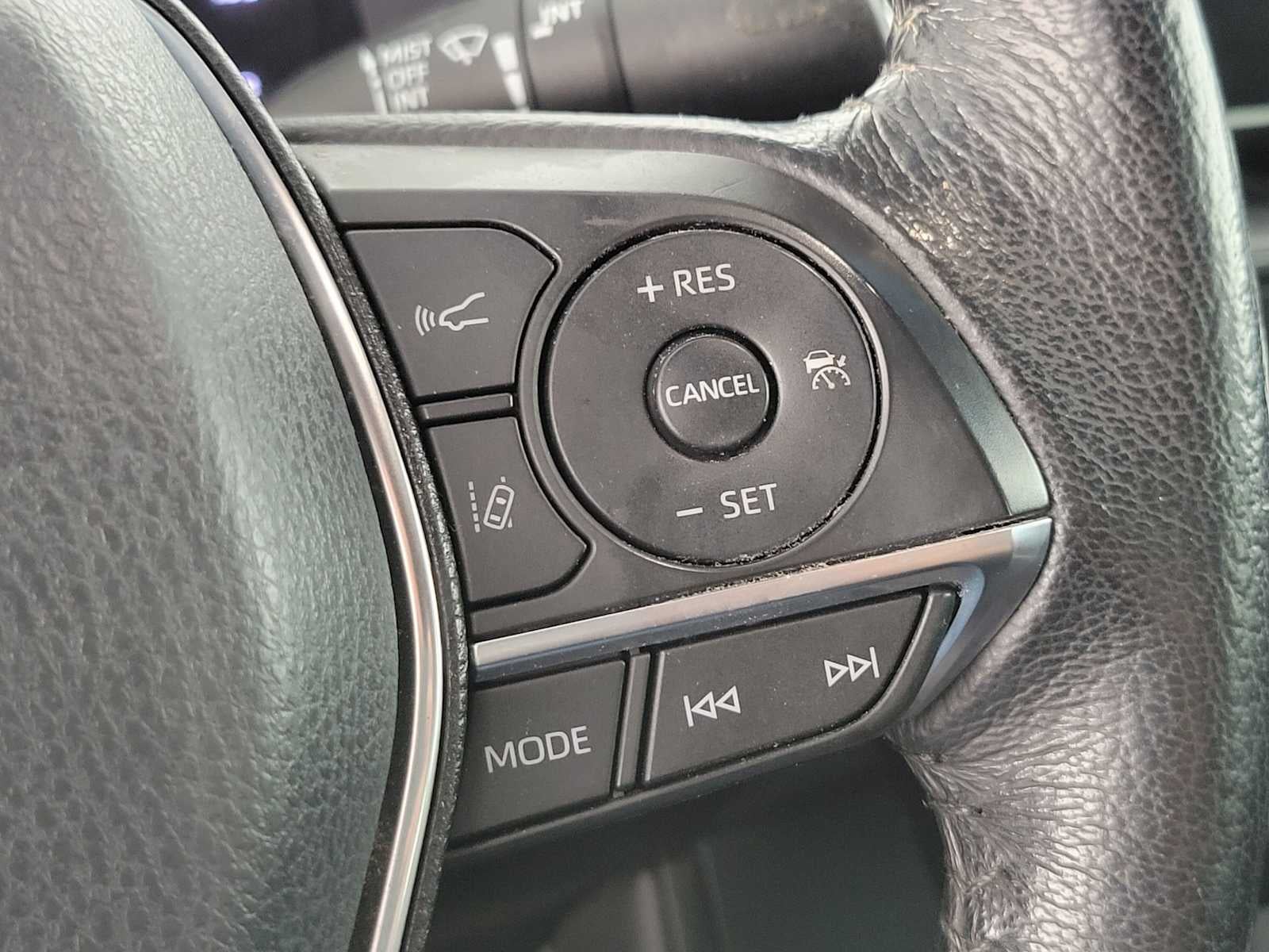 2020 Toyota Avalon XLE