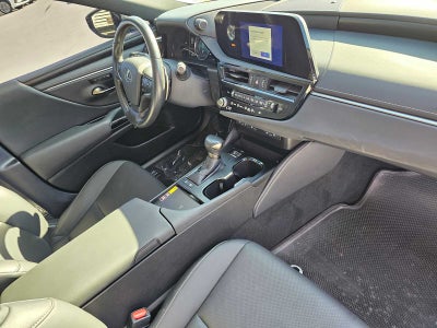 2025 Lexus ES 300h ES 300h
