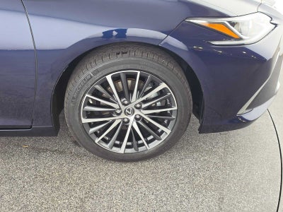 2023 Lexus ES 300h ES 300h