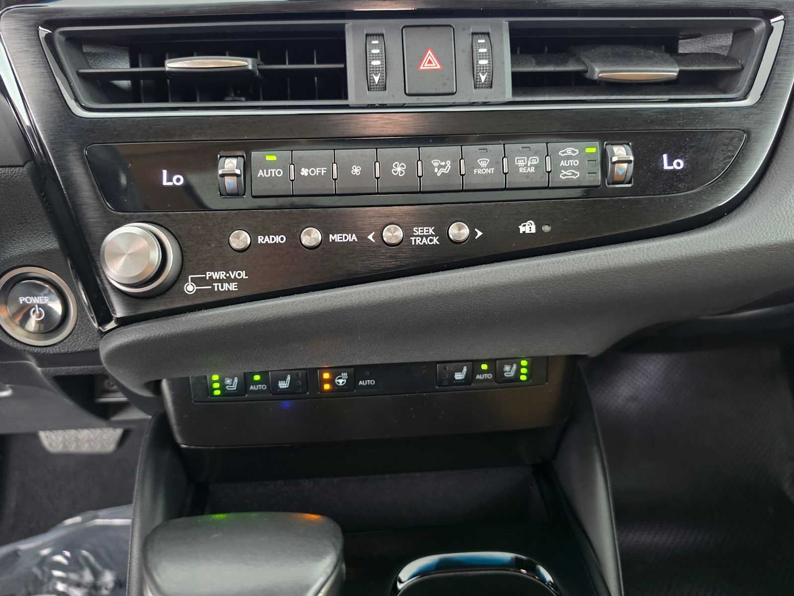 2024 Lexus ES 300h ES 300h