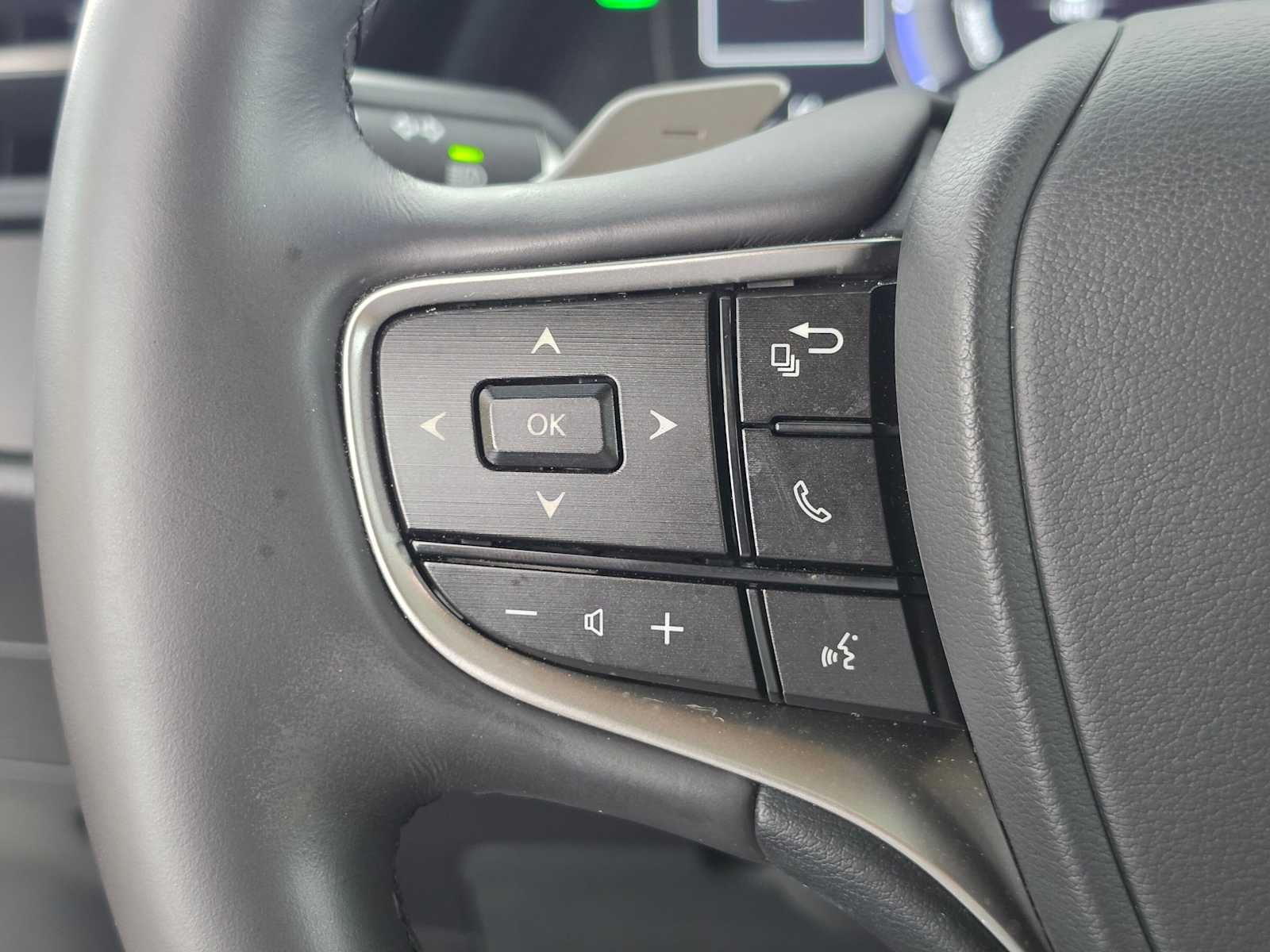 2024 Lexus ES 300h ES 300h