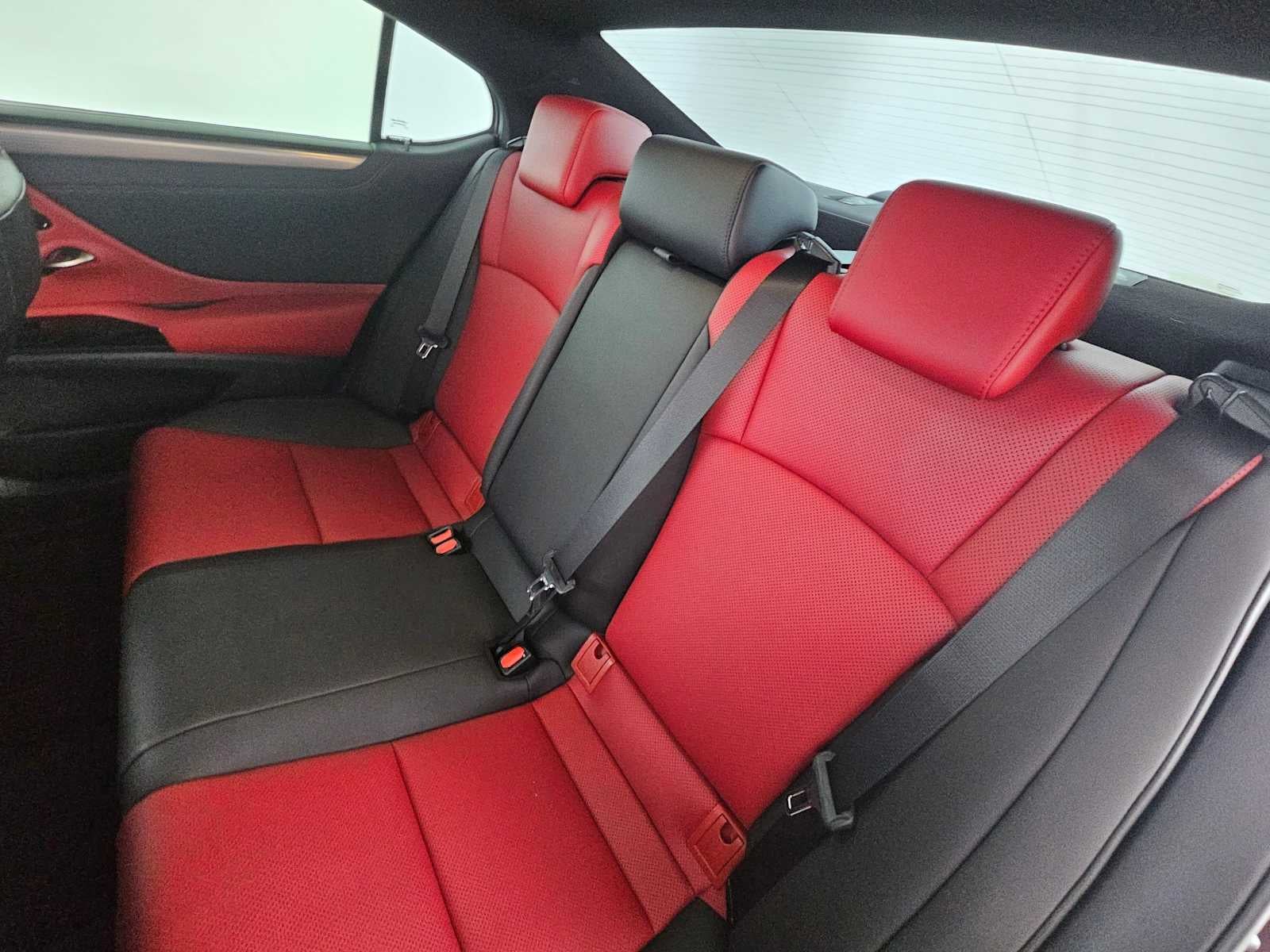 2023 Lexus ES 350 F SPORT Handling