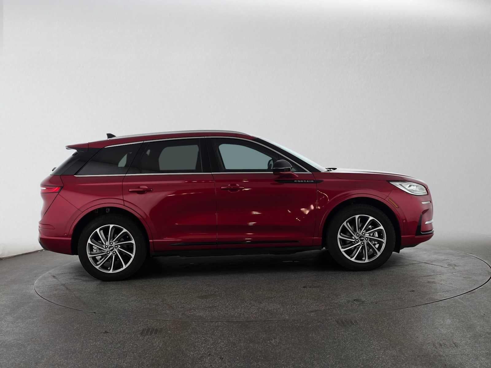 2024 Lincoln Corsair Grand Touring - Photo 2