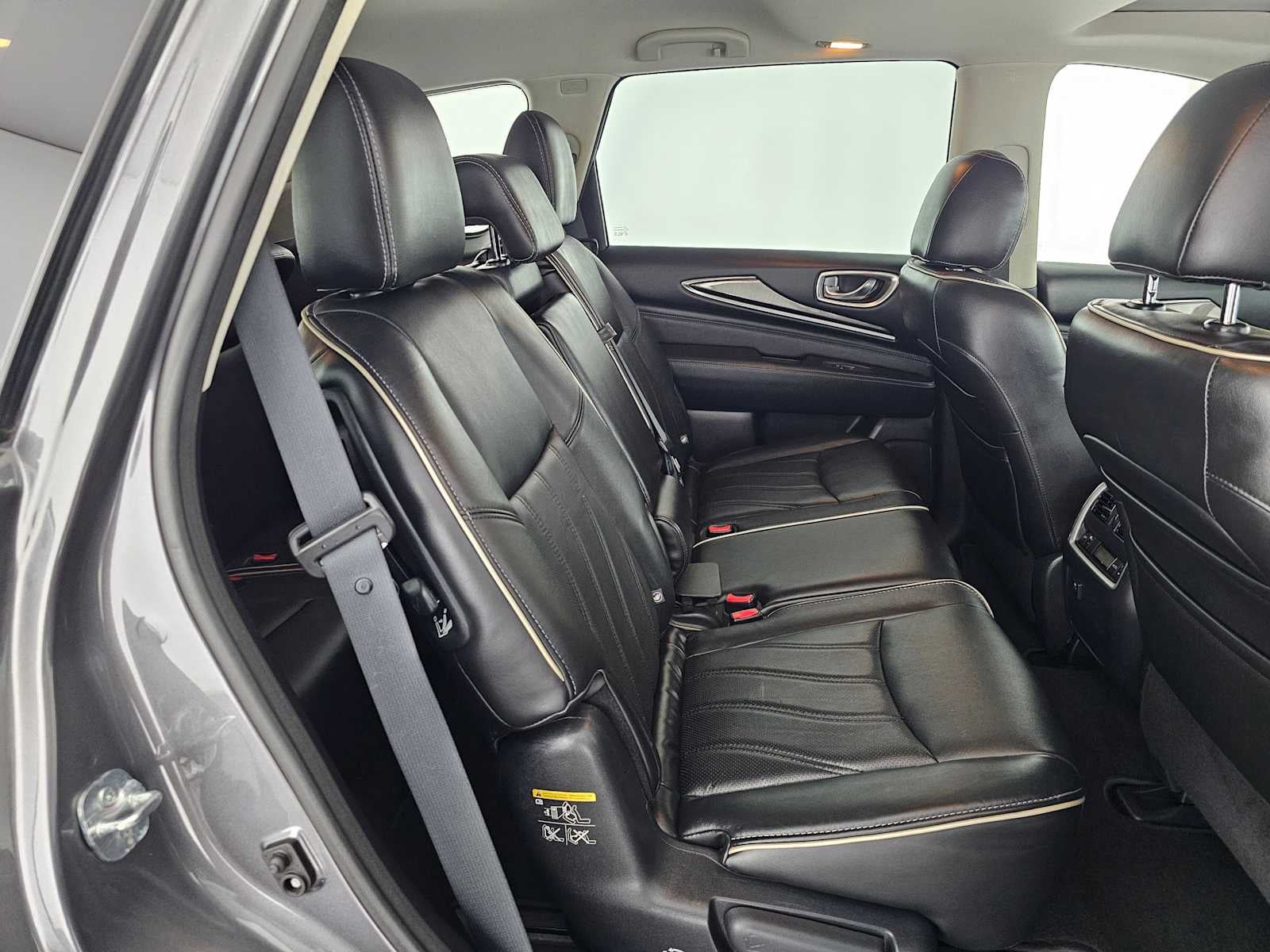 2017 INFINITI QX60 FWD