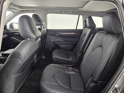 2023 Toyota Highlander Platinum