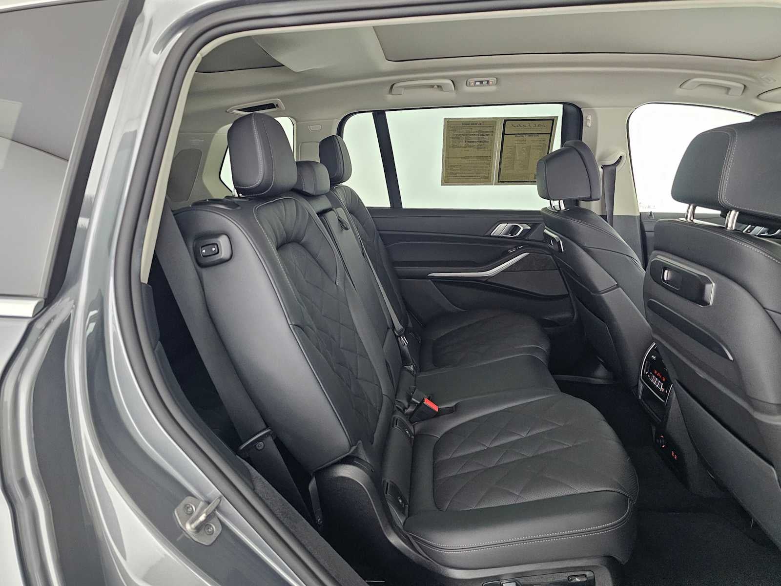 2025 BMW X7 xDrive40i xDrive40i