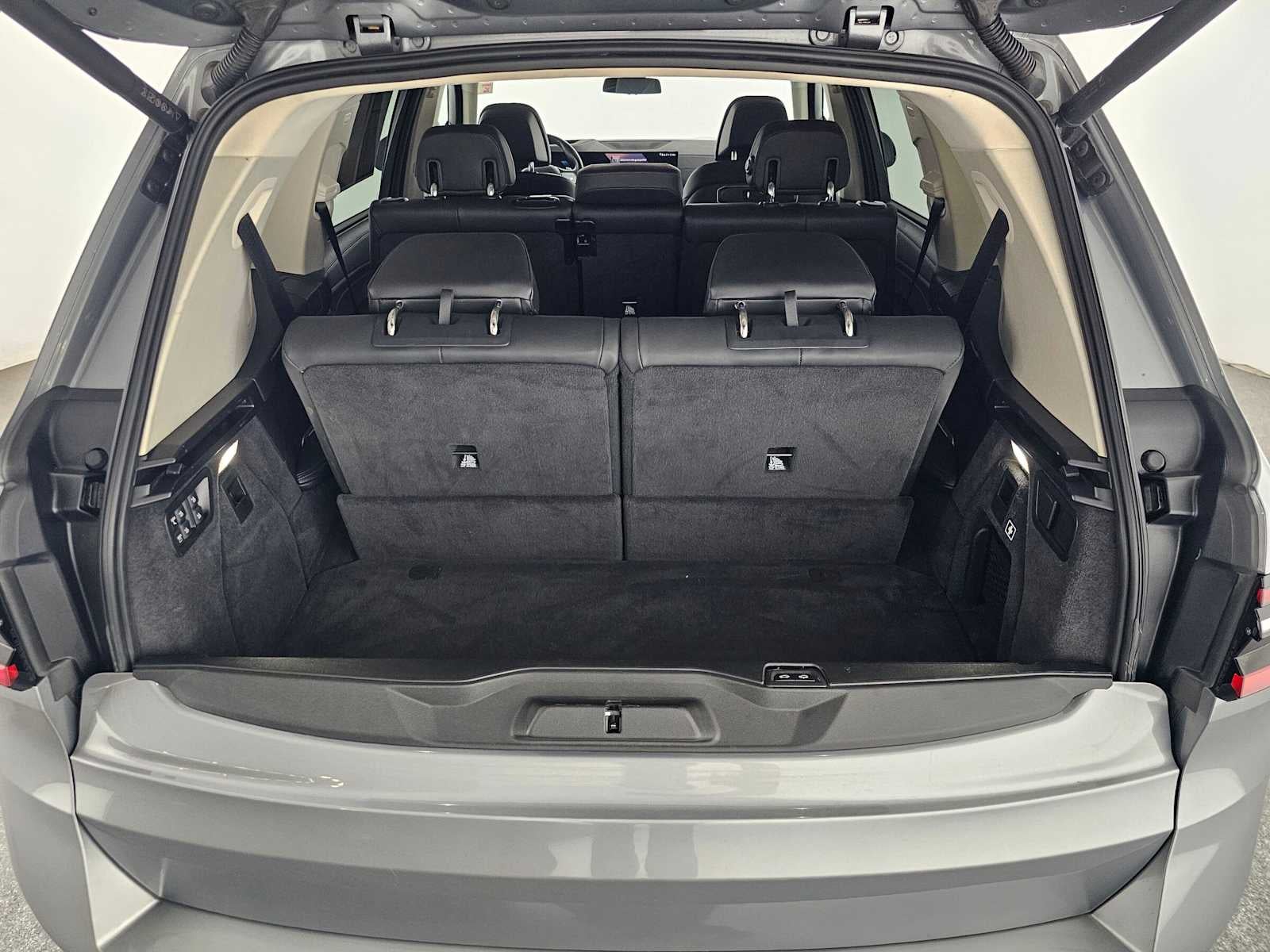 2025 BMW X7 xDrive40i xDrive40i