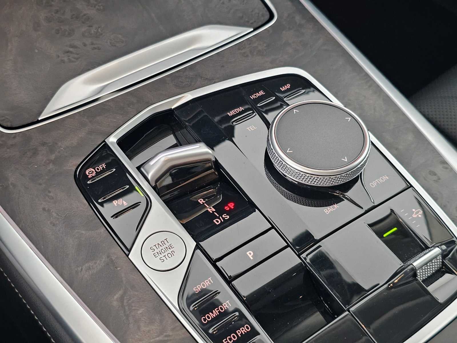 2025 BMW X7 xDrive40i xDrive40i