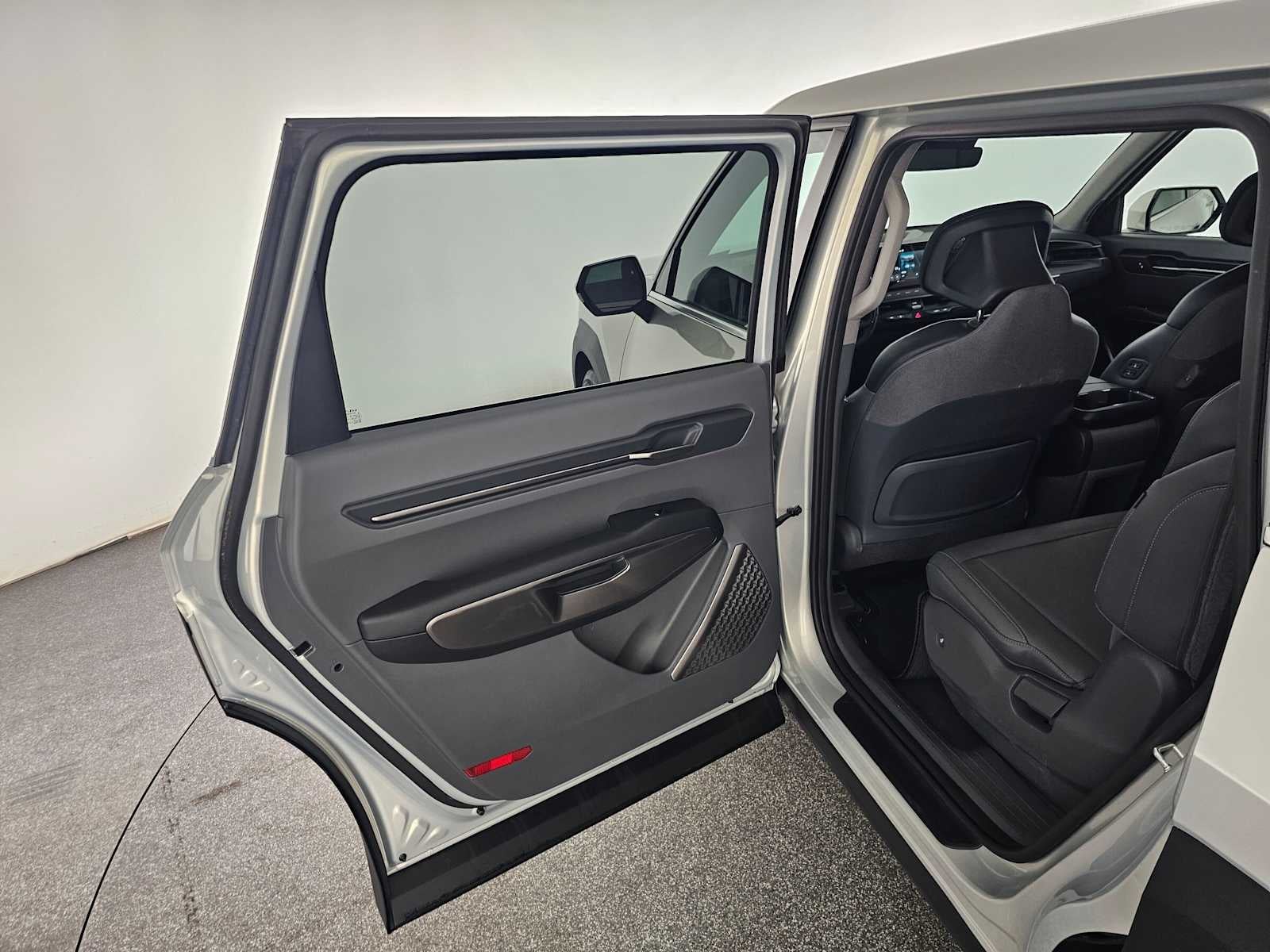2026 Kia EV9 Light Long Range