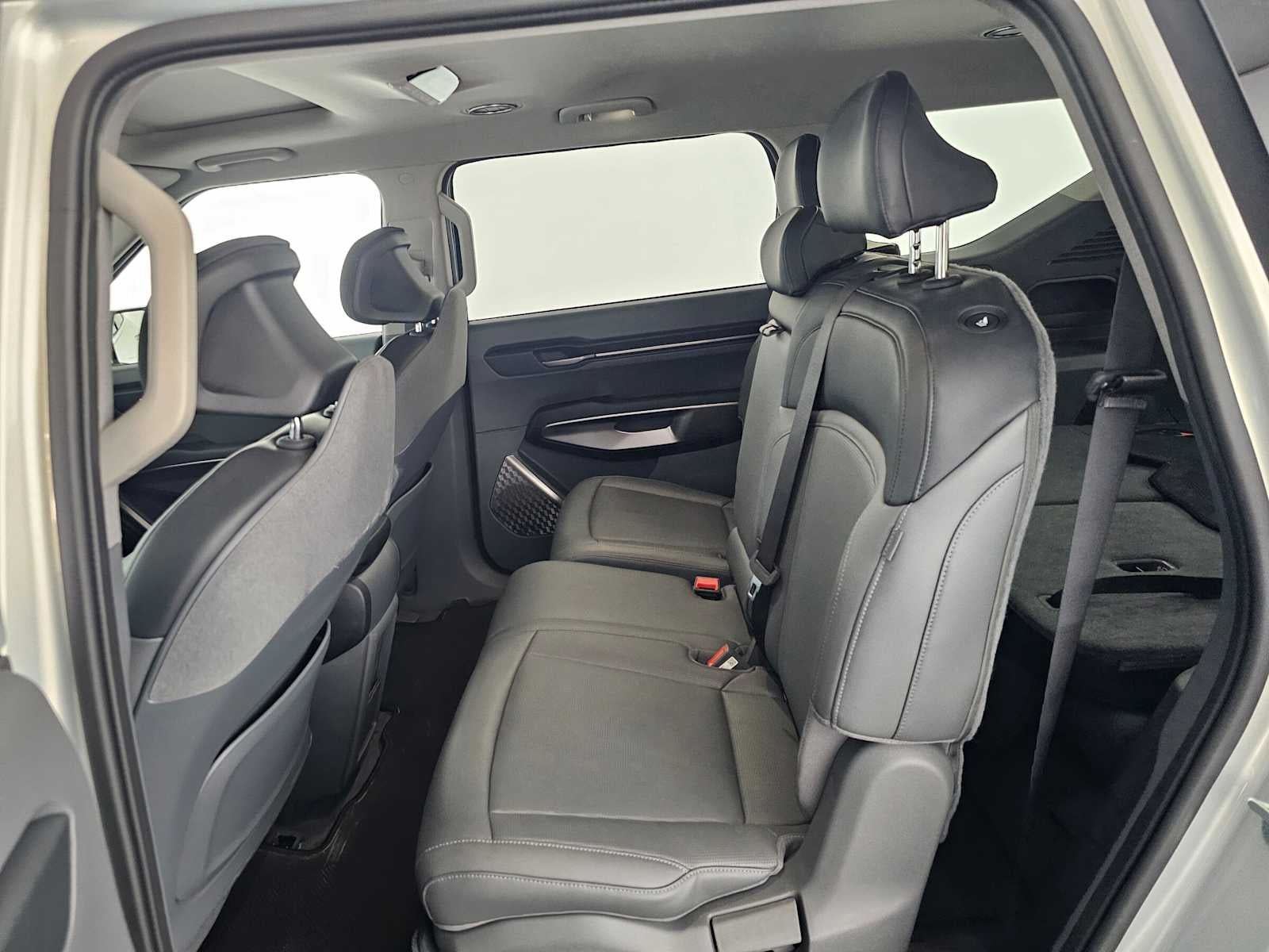 2026 Kia EV9 Light Long Range