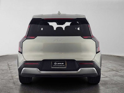 2026 Kia EV9 Light Long Range