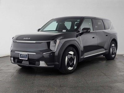 2026 Kia EV9 Light Long Range