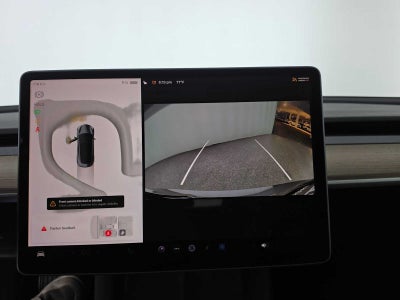 2023 Tesla Model 3 RWD