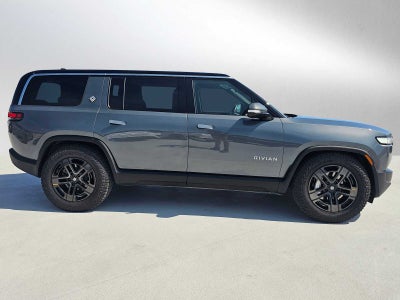 2024 Rivian R1S Adventure