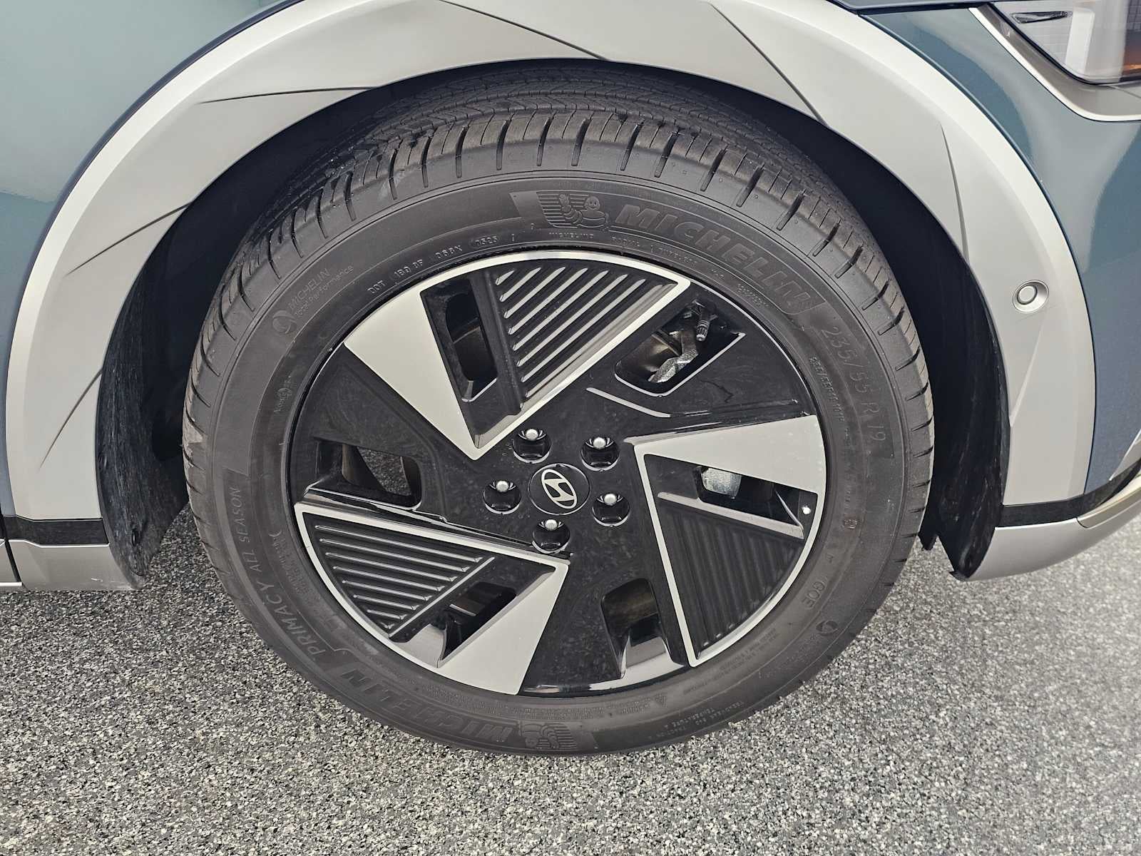 2025 Hyundai IONIQ 5 Limited