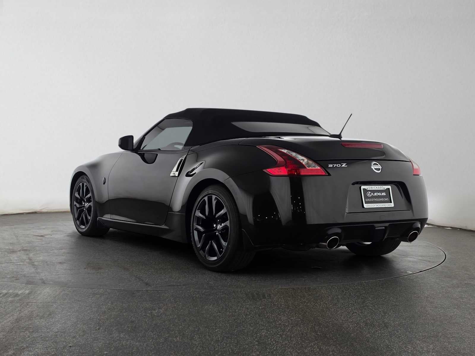 2018 Nissan 370Z Roadster Touring